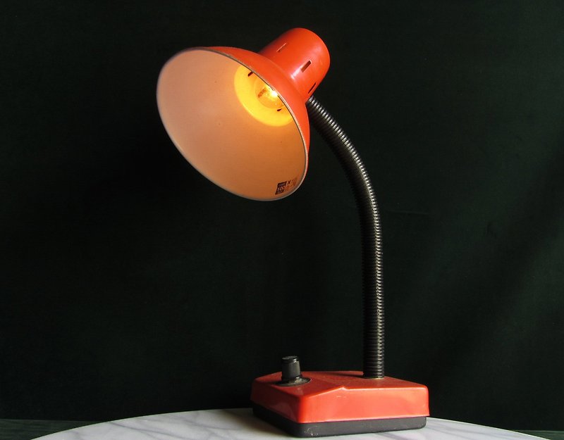 【OLD-TIME】Early second-hand metal table lamp made in Taiwan - Lighting - Other Materials 