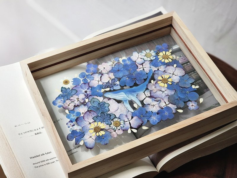 Solid wood flower frame | blue whale | flower specimens - Dried Flowers & Bouquets - Plants & Flowers Blue