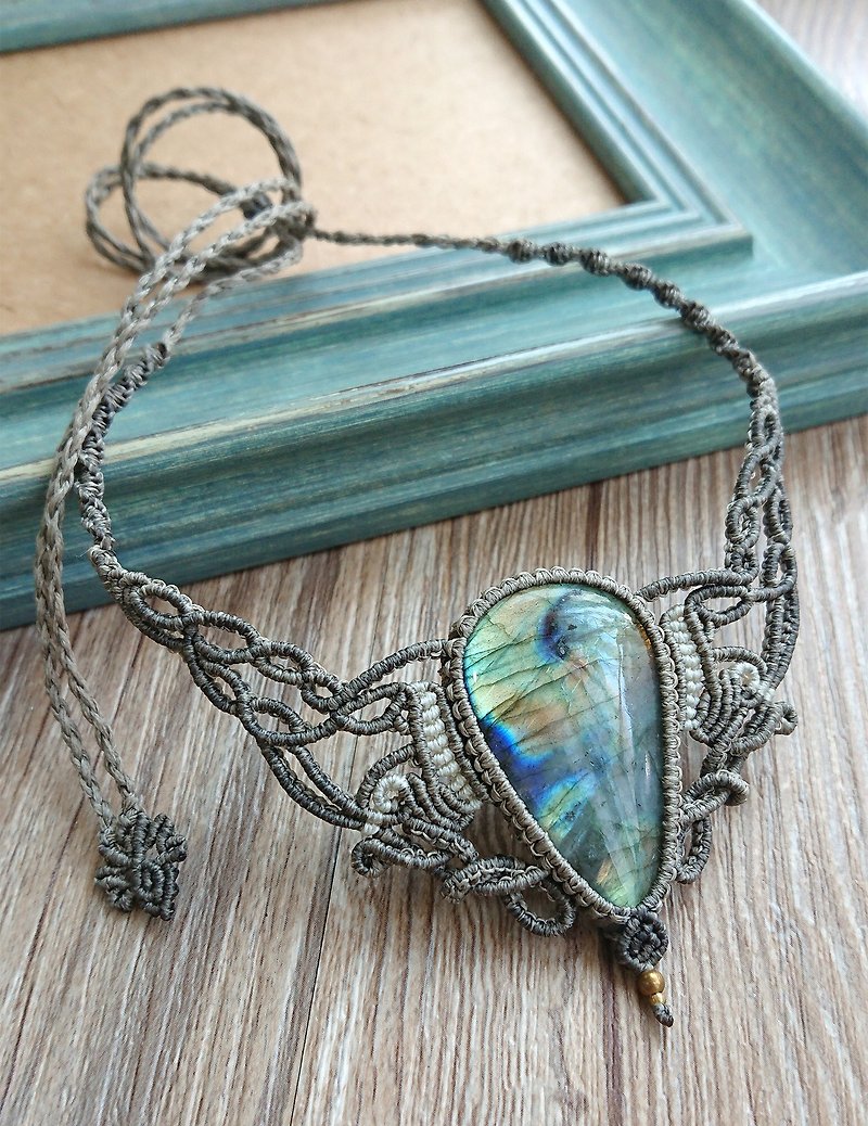 Misssheep N90 - Handcrafted macrame necklace with labradorite  - Necklaces - Other Materials 
