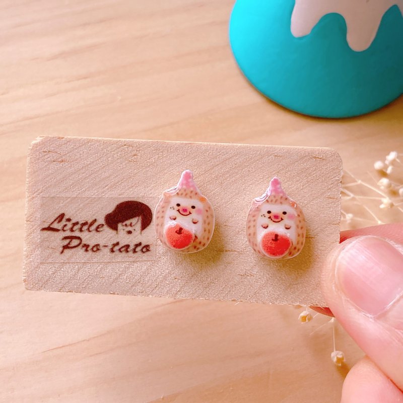 Autumn and winter new fashion apricot hedgehog hug apple earrings - Earrings & Clip-ons - Resin 