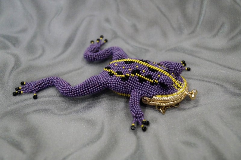 Mini gold bag key ring coin purse  frog Violet - กระเป๋าสตางค์ - วัสดุอื่นๆ สีม่วง