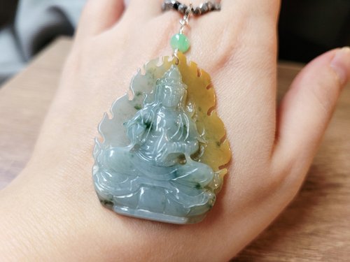 螺絲帽帽工作室 【純翠】天然翡翠 超級特色雙色飄花男相觀音項鍊 送禮首選