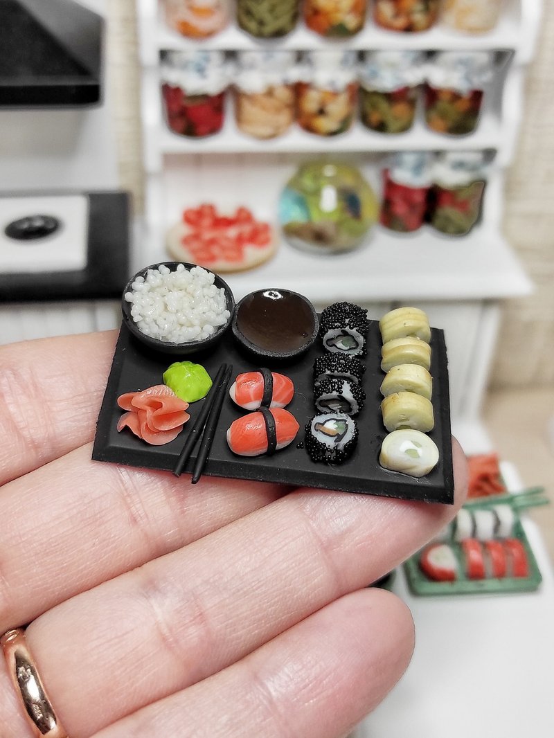 Japanese food - Realistic sushi and rolls for dollhouse - food for dolls - gift - Stuffed Dolls & Figurines - Clay 