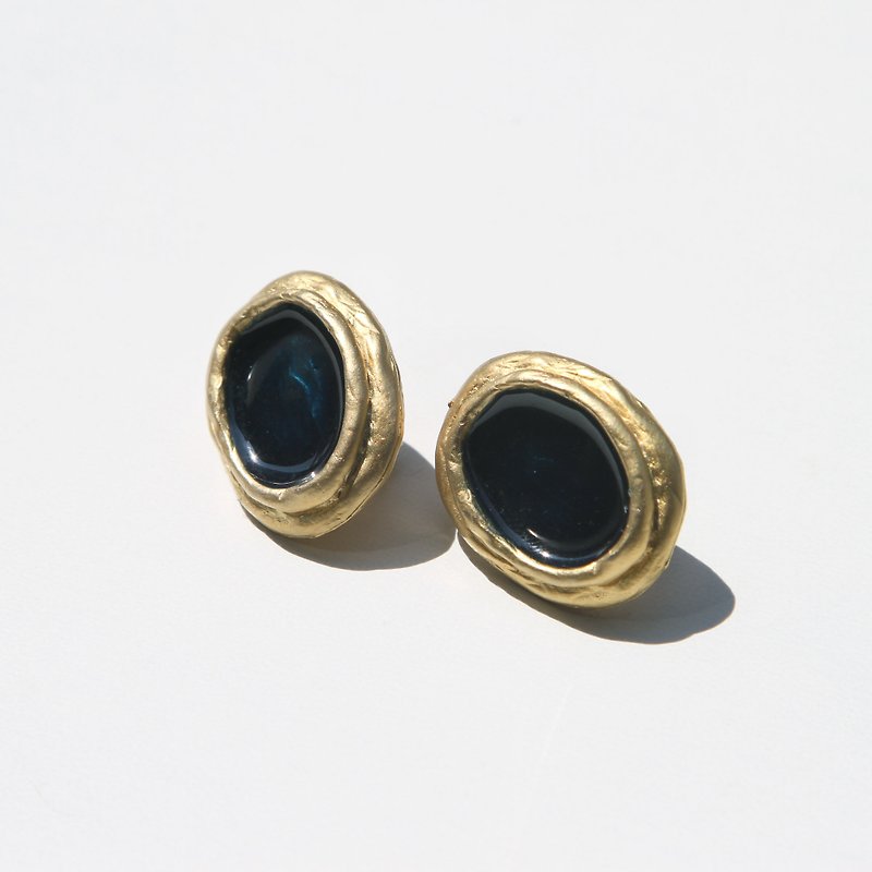【蛋植物古着】昭和復古夾式古董耳環 - 耳環/耳夾 - 聚酯纖維 金色
