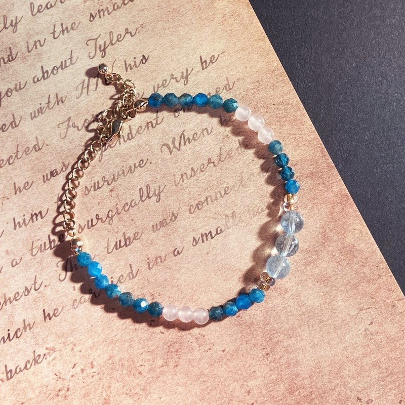 【Havana Pastel】Blue Apatite, Aquamarine & Rose Quartz Bracelet - สร้อยข้อมือ - คริสตัล 