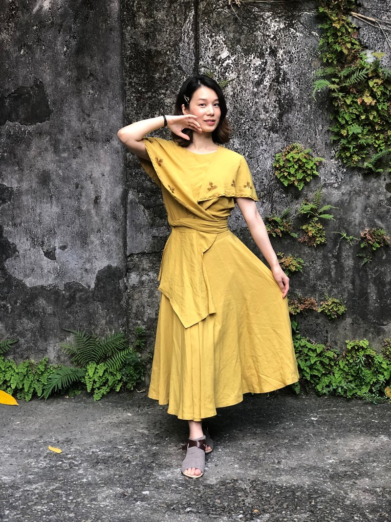 珠串兩件式洋裝 - 洋裝/連身裙 - 其他材質 