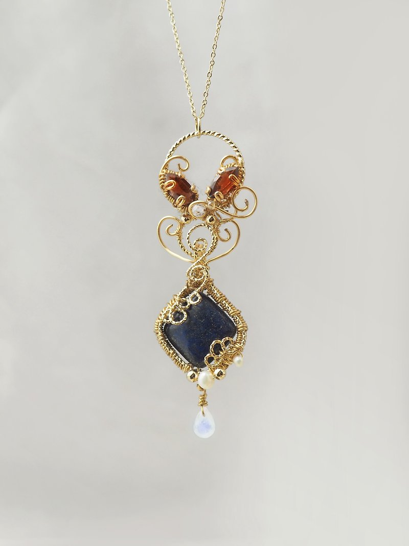 Stone and Lapis Lazuli Necklace - สร้อยคอ - โลหะ หลากหลายสี