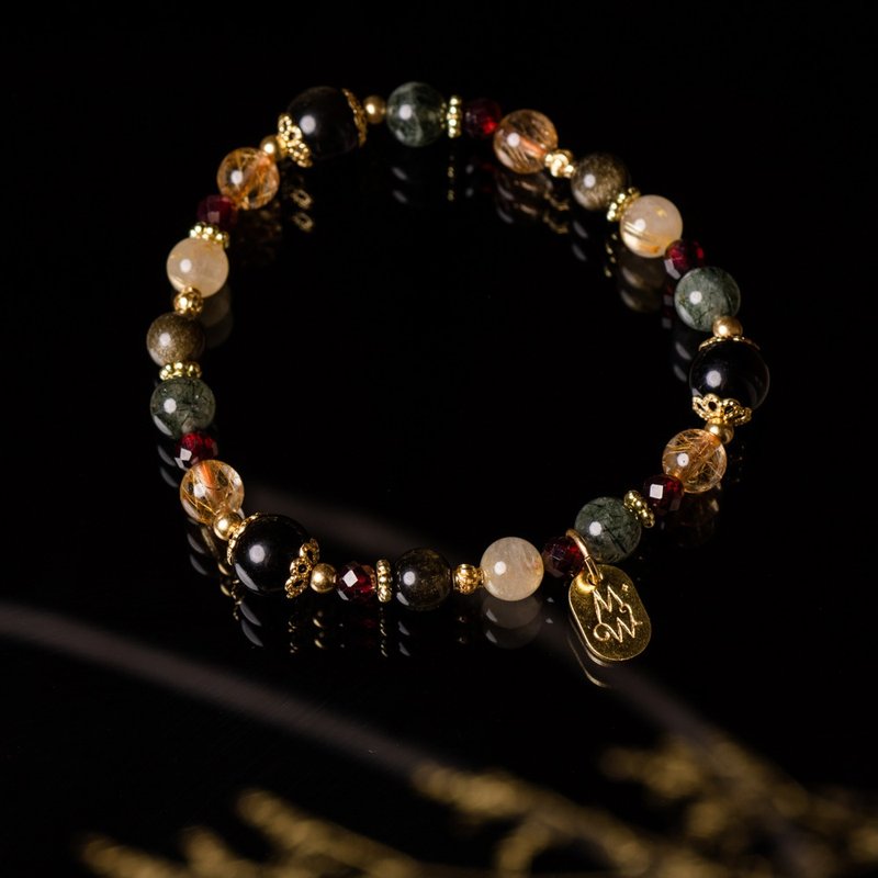 Smiling Mona Lisa - Bracelets - Gemstone 