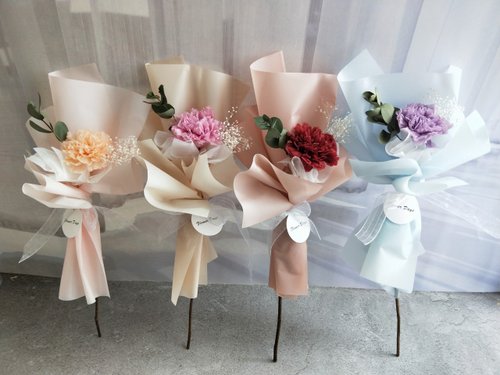 花曜日FlowerDays 韓式花束-單朵康乃馨花束 永生畢業花束情人節畢業 老師禮物