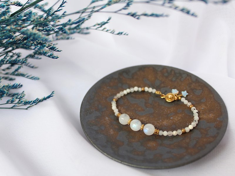 June Birthstone | Moonstone Starlight Beaded Bracelet - Bracelets - Semi-Precious Stones White