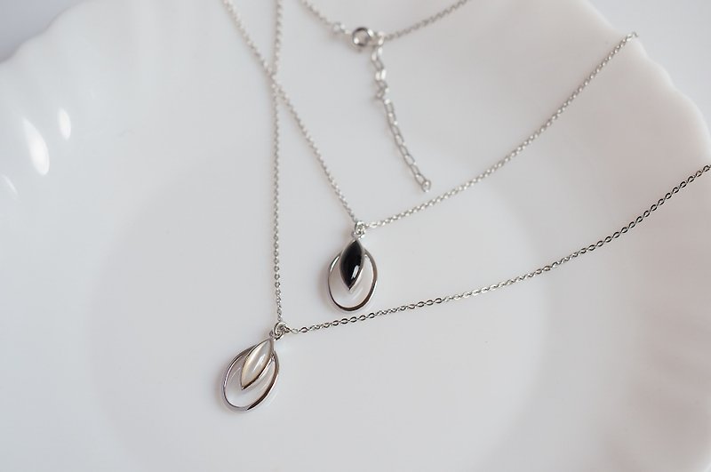 Sterling Silver Necklaces Black - Inlay White Mother of Pearl Marquise Shape Surrounded by Oval Shape Necklace