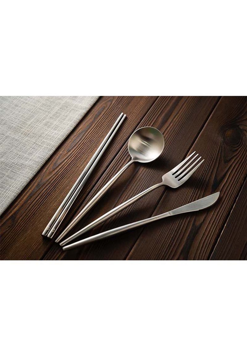 Islandoffer 304 銀色不鏽鋼4件禮盒套裝(匙叉筷刀) 文青高貴 - 刀叉/湯匙/餐具組 - 不鏽鋼 金色