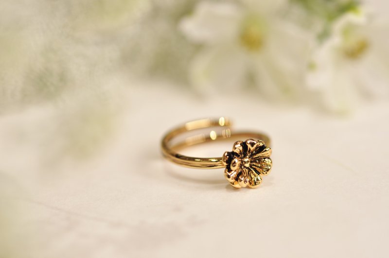 Ermao Silver[Flower and Grass Series─Little Daisy-Ring] Silver. Gold. Adjustable ring circumference - แหวนทั่วไป - เงินแท้ 