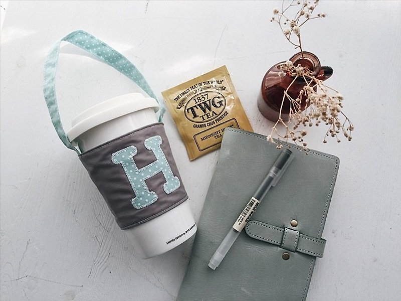 Hairmo exclusive letter portable beverage bag (hand cup / coffee cup / accompanying cup) - ถุงใส่กระติกนำ้ - ผ้าฝ้าย/ผ้าลินิน หลากหลายสี