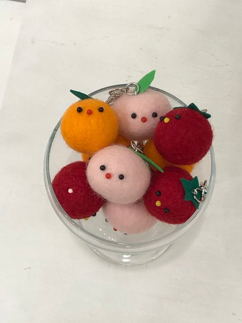 fruit friends keyring - Keychains - Wool Multicolor