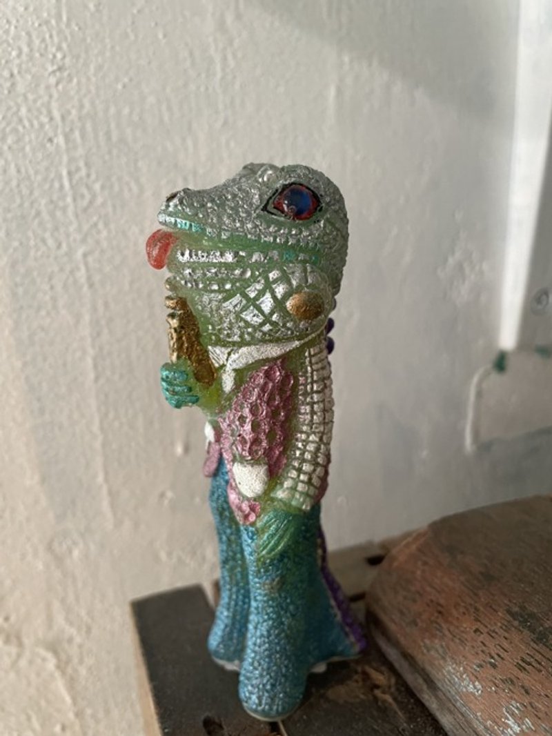 Pinkoi 代購 -  伊古塔納 - 擺飾/家飾品 - 塑膠 