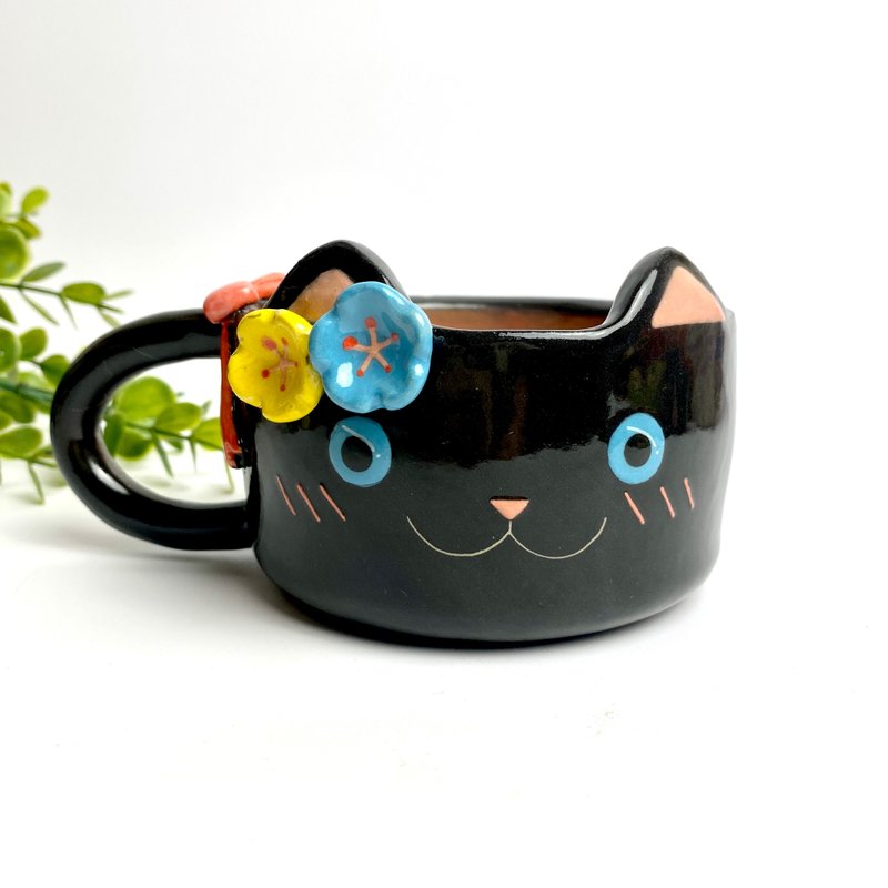 Handmade ceramic tea and coffee cups with cute black cat and flower lover patterns - Mugs - Pottery Black