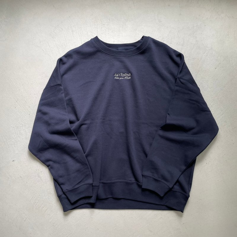 【ユニセックス 】刺繍 ビッグシルエット クルーネック スウェット　裏パイル【ネイビー】 - 帽T/大學T - 棉．麻 藍色