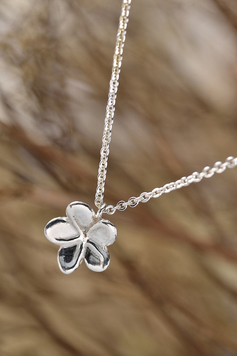Flower Language Series/Forget-me-not/925 sterling silver/necklace - Necklaces - Sterling Silver Silver