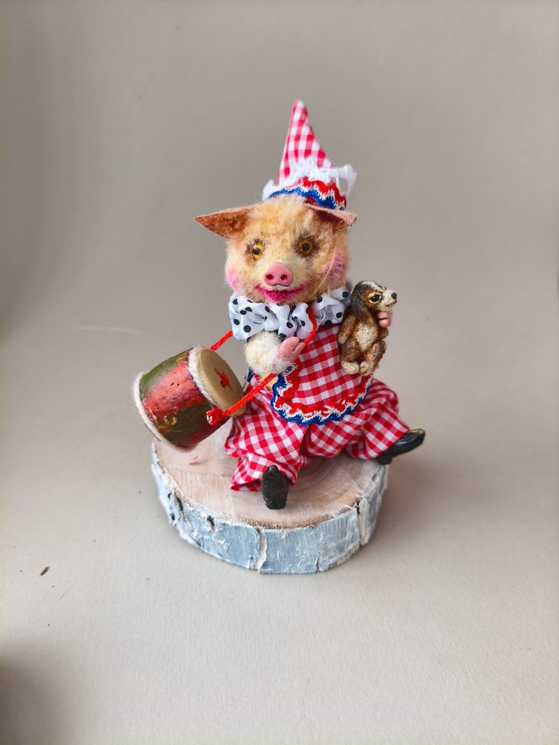 Miniature plush  figurine donkey- - 公仔/玩偶 - 羊毛 紅色