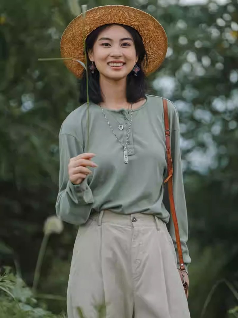 米厥綠 復古棉內搭上衣 長袖T恤 - 女 T 恤 - 棉．麻 綠色