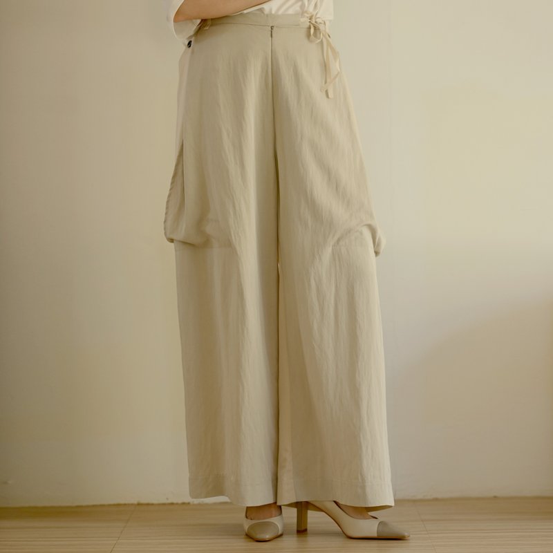 凹褶-飄逸寬褲-杏色 - 女長褲 - 棉．麻 金色