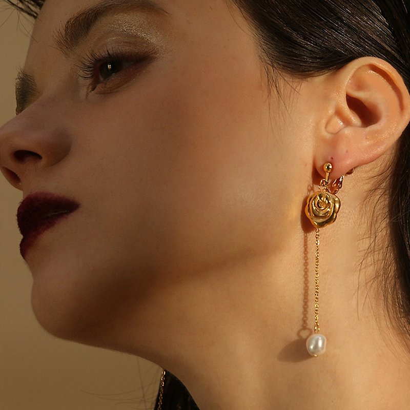 【Mell】巴洛克珍珠長款耳環 耳釘 耳夾 - 耳環/耳夾 - 其他金屬 金色