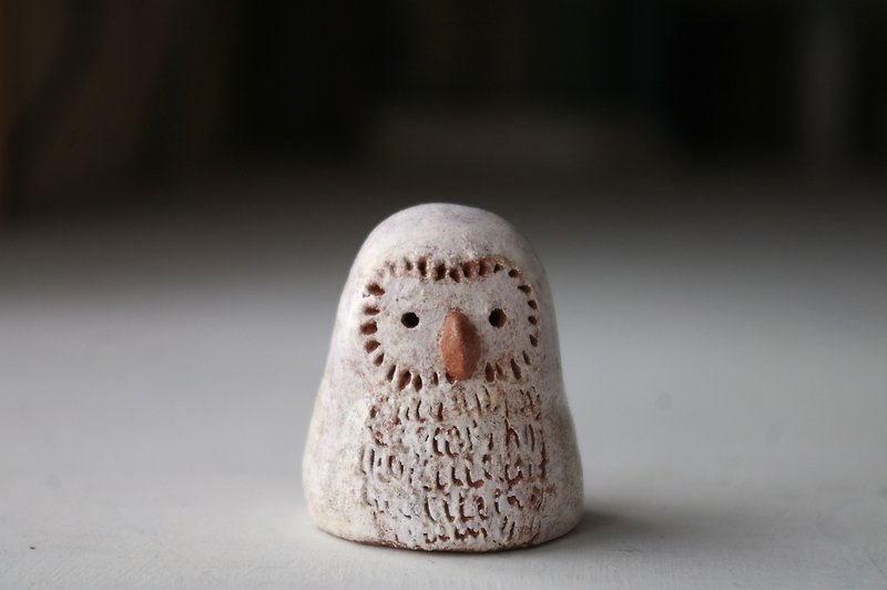 white owl ぽってり白フクロウ - 置物 - その他の素材 ホワイト