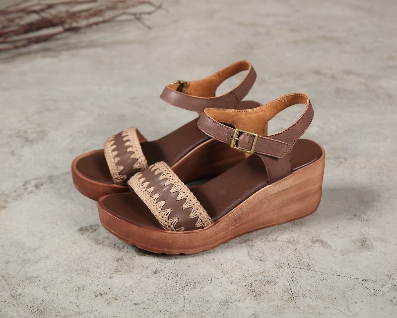 Handmade Leather Summer Sandals Slippers For Women Wedge Heels With Flowers - รองเท้ารัดส้น - หนังแท้ สีนำ้ตาล