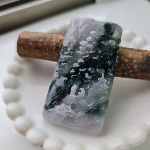 緣圓翡翠 精緻膠潤帶意境感雙貴人山水 | 天然緬甸玉A貨翡翠