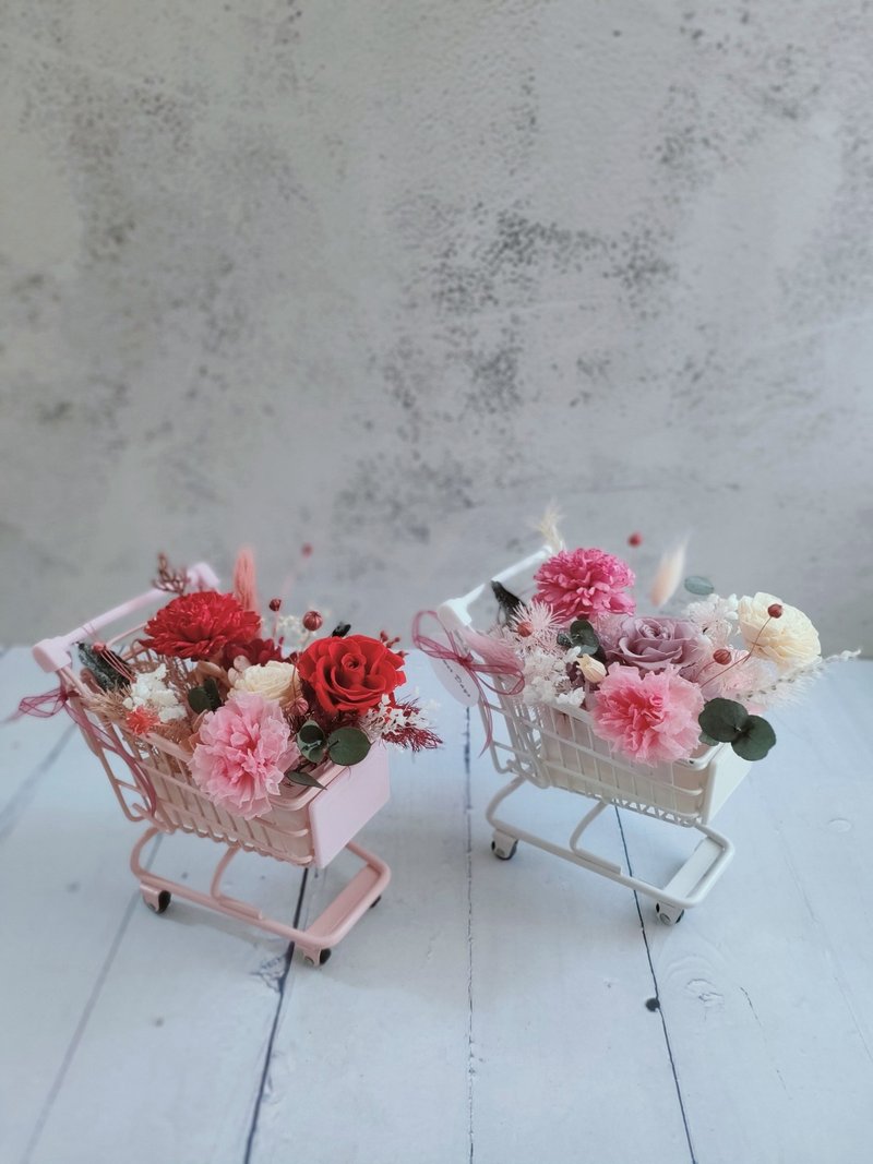 【一人成班】花藝手作課程-時尚購物花車 永生花體驗課程 - 植栽/花藝 - 植物．花 