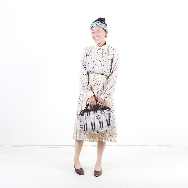 [An old egg plant] Spotted color point two-piece vintage dress suit - One Piece Dresses - Polyester Khaki