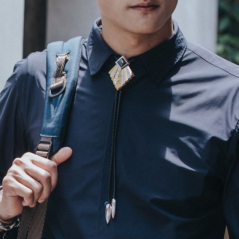 Unparalleled style Paul tie Bolo Tie genuine leather leather necklace leather cord tie long necklace - เนคไท/ที่หนีบเนคไท - หนังแท้ สีเงิน