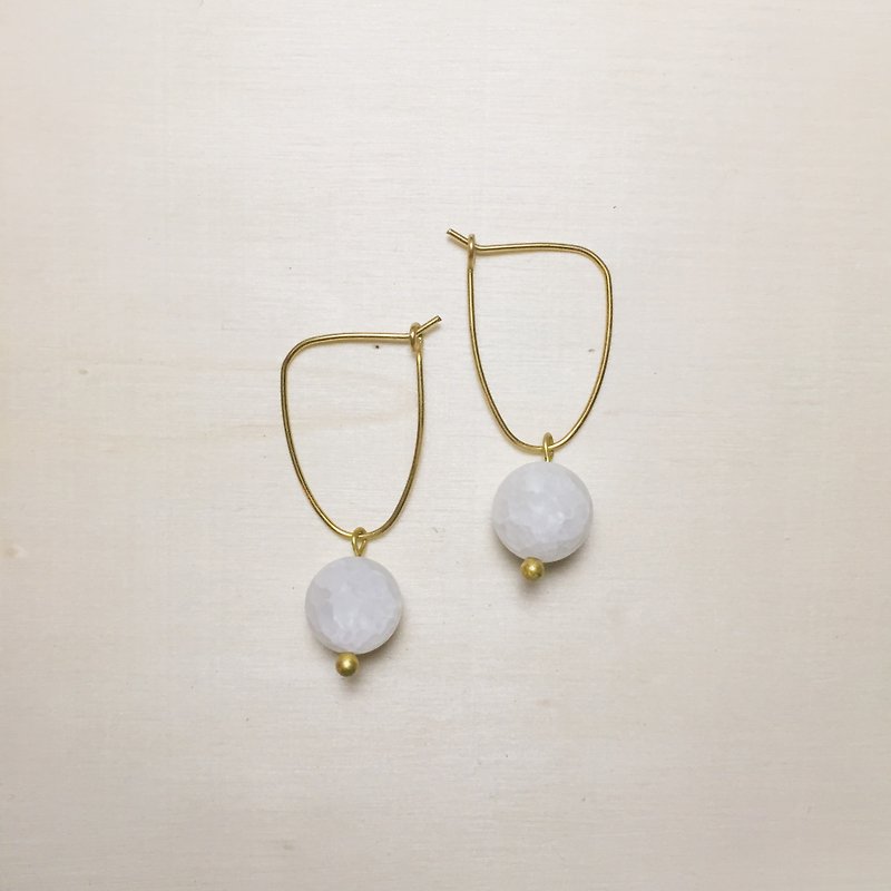 Frosted popcorn crystal earrings - ต่างหู - คริสตัล ขาว