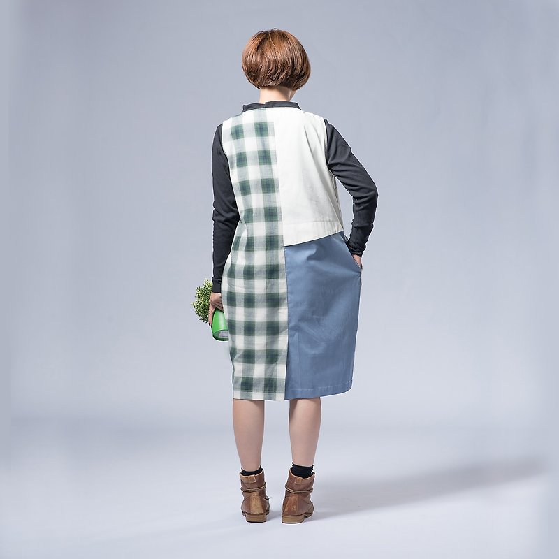 Not the same as "asymmetrical fake two pieces of green checkered dress - One Piece Dresses - Paper Green