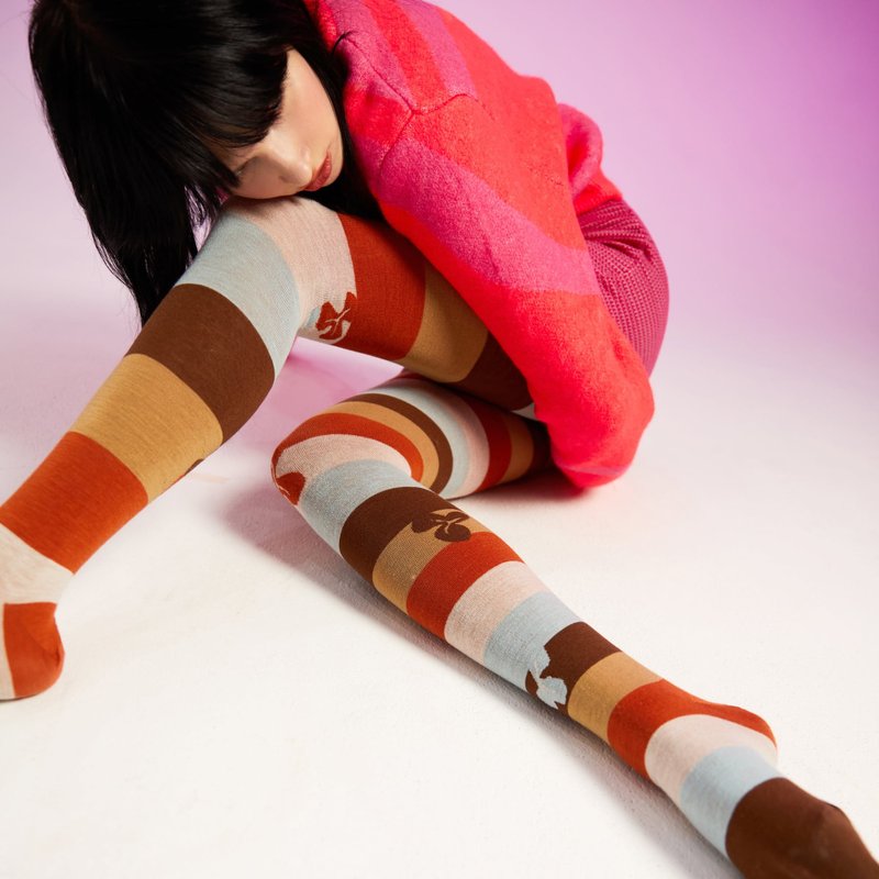 Mellow Autumn ถุงเท้าไททส์อสมมาตรผ้าขนสัตว์ย้อนยุค - ถุงเท้า - ผ้าฝ้าย/ผ้าลินิน สีนำ้ตาล