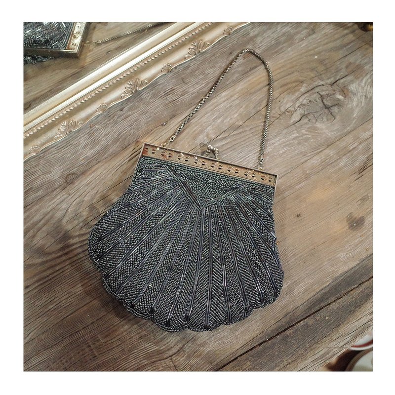 老件.早期手工串珠手拿包.金屬鏈條包.晚宴包.小小瑕特價#收藏品 - 側背包/斜背包 - 其他金屬 