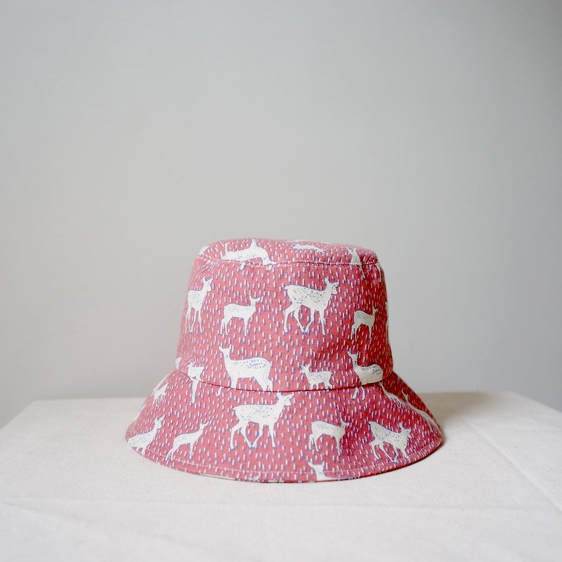 北歐線鹿  手工漁夫帽 - 帽子 - 紙 紅色