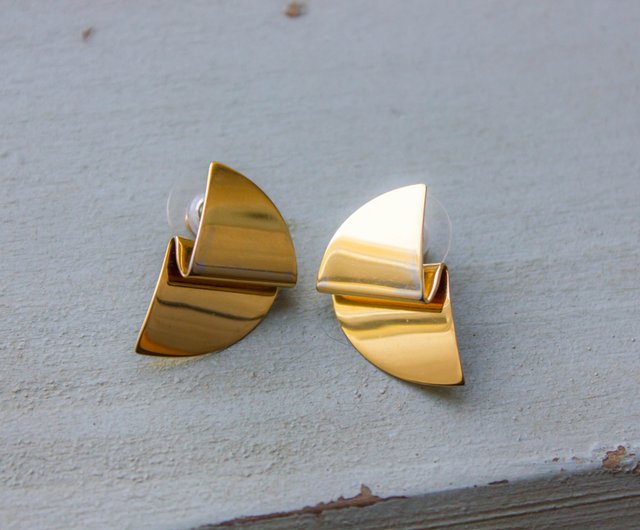 Vintage monet earrings deals gold