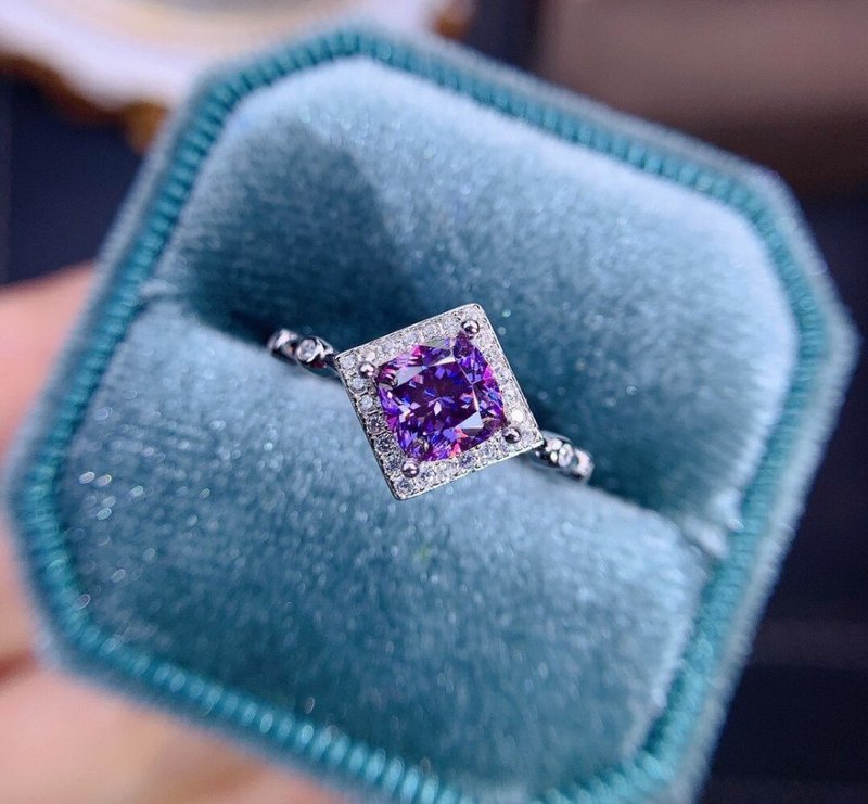Purple Moissanite Ring, Gorgeous Moissanite Ring, Unique Moissanite Ring - 戒指 - 其他金屬 銀色