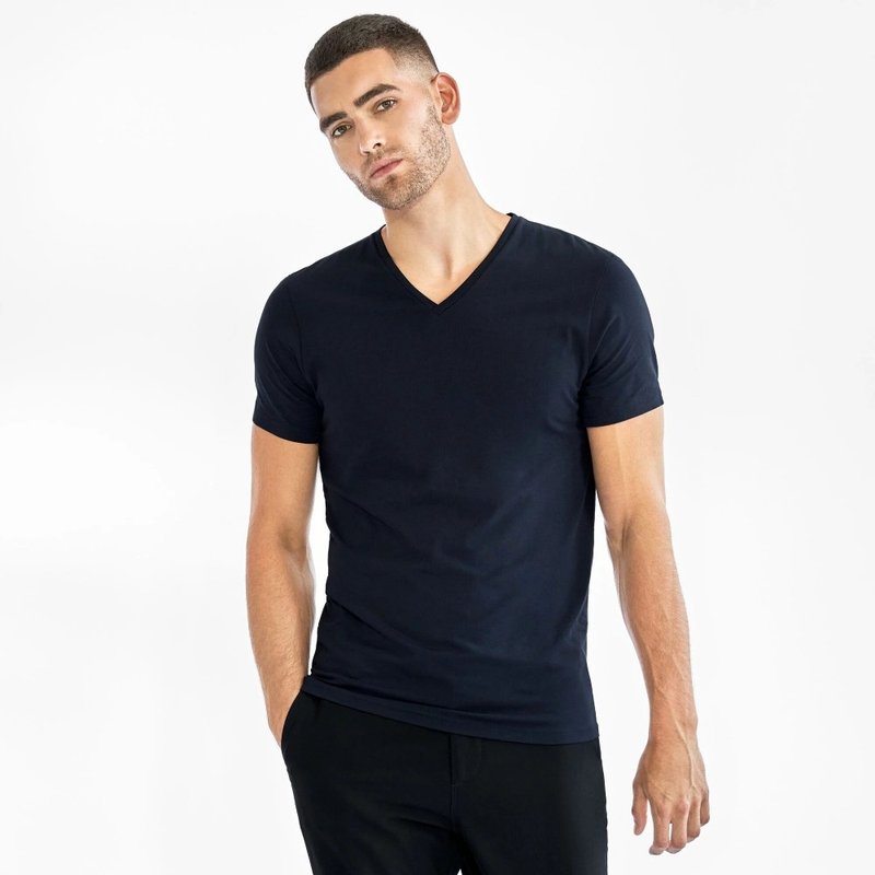 北歐極簡 - V-Neck 有機棉男用V領T / 素T /  T-shirt (深藍) - 男 T 恤 - 棉．麻 藍色