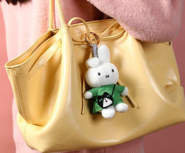 VIPO ミッフィふわふわチャーム　６個入り＋シークレット VIPO ミッフィー 着せ替え ふわふわキーホルダー ブラインドボックス