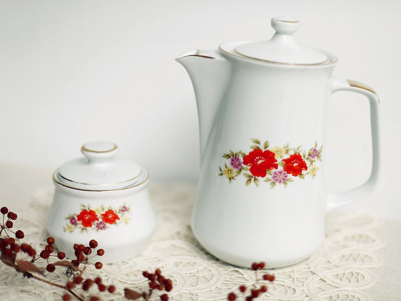 [良い日]台湾早期フェチリムティーポットグループ - 花瓶・植木鉢 - その他の素材 ホワイト