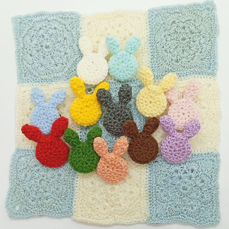 Afternoon tea bunny biscuits/weaving/pins/brooches/wool/decoration - เข็มกลัด/พิน - ผ้าฝ้าย/ผ้าลินิน หลากหลายสี
