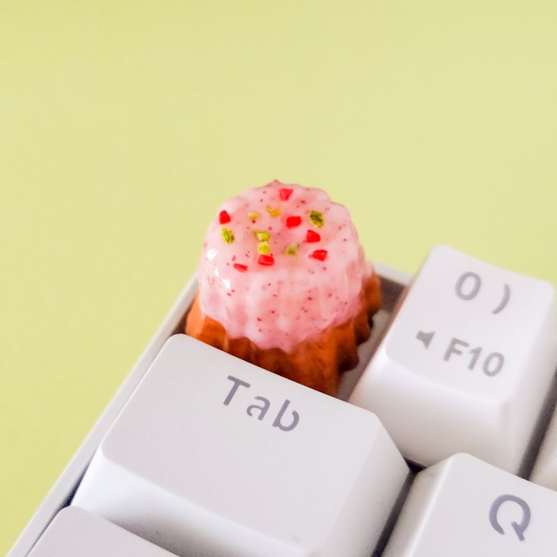 Strawberry canelé key cap - อุปกรณ์เสริมคอมพิวเตอร์ - เรซิน สึชมพู