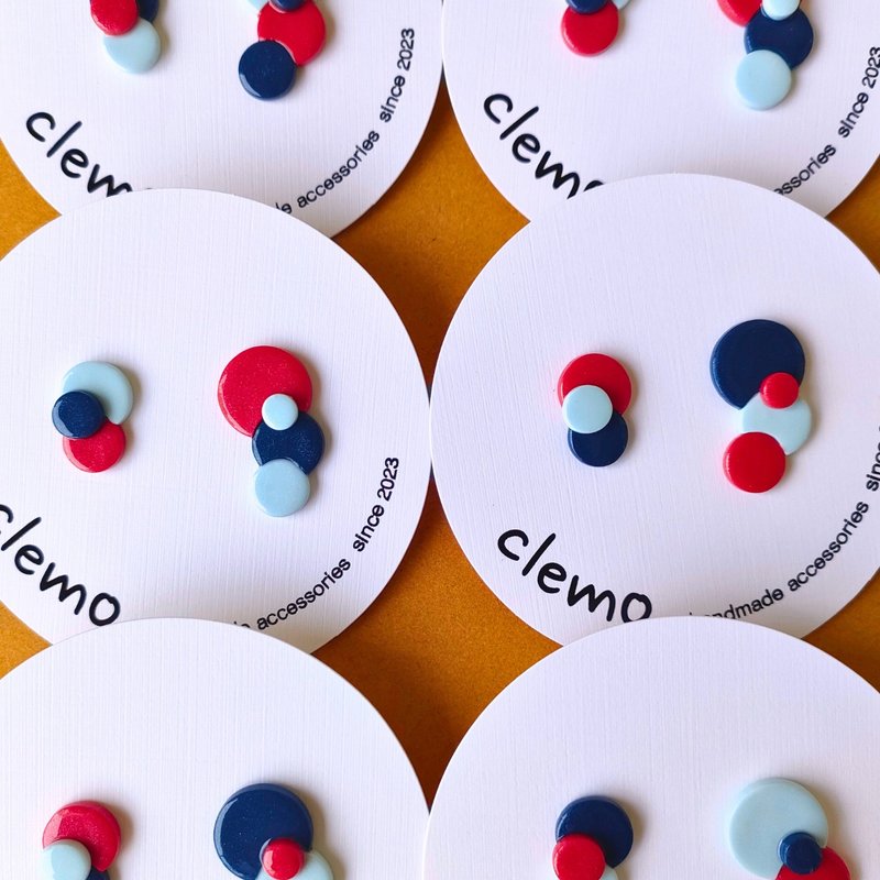 平まる トリコロール【ピアス】 - ピアス・イヤリング - その他の素材 多色