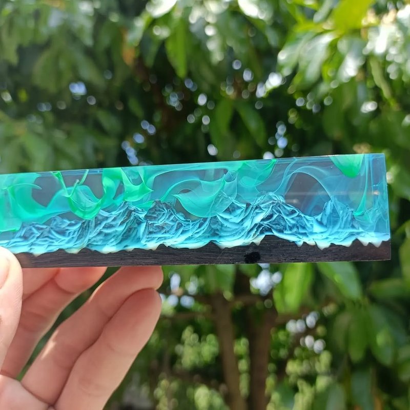 極光、手工製作樹脂木質紙鎮、獨一無二、藝術裝飾品、天然樹脂木 - 擺飾/家飾品 - 樹脂 白色