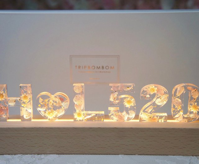 Custom Dry Flower Mom Night Light with 1-10 Name Personalized