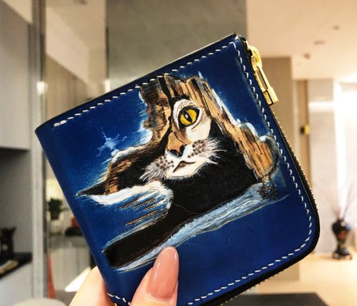 河豚與貓設計 躲貓貓皮雕短夾錢包 真皮全手縫 手工染色 竉物皮雕客製