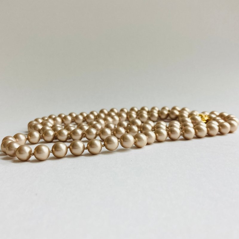 Glass pearl 2-way all-knot long necklace/8mm approx. 100cm/sand beige/G/made in Japan - สร้อยคอ - แก้ว สีทอง